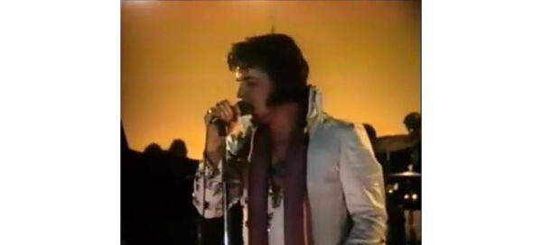 Elvis e a Rainha da Beleza